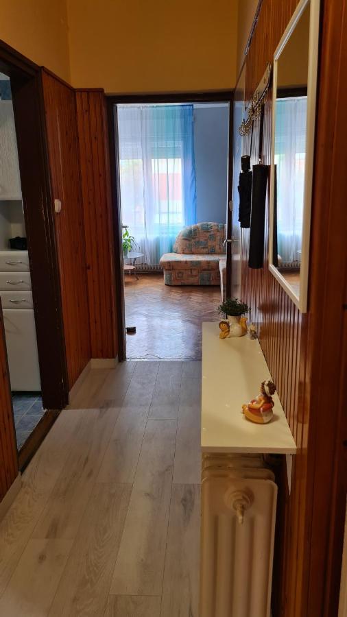 Vitorlas Apartman Шарвар Екстер'єр фото